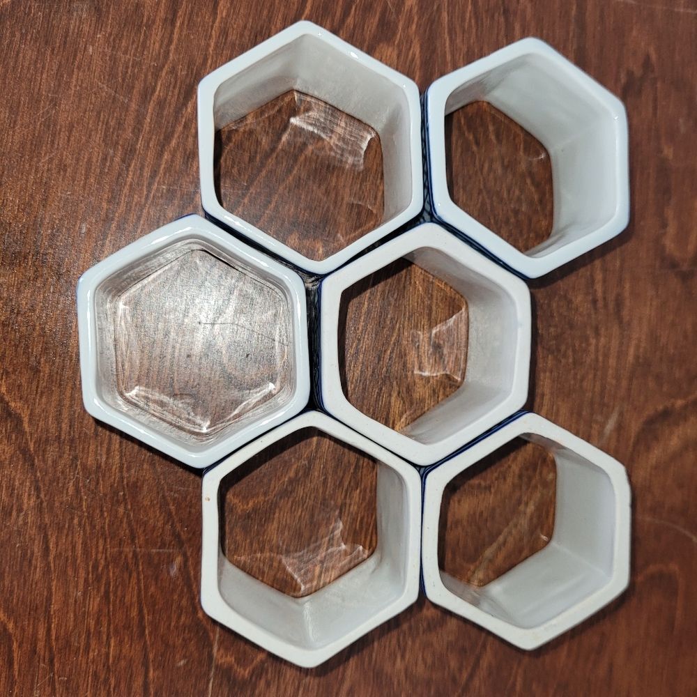 Vintage Neiman Marcus Napkin Rings (Set of 6) - Picture 7 of 7